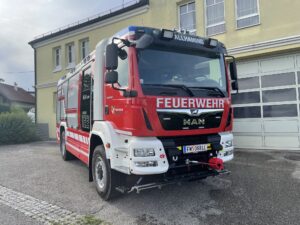 Rüstlöschfahrzeug mit Allrad und 2000 Liter Wasser